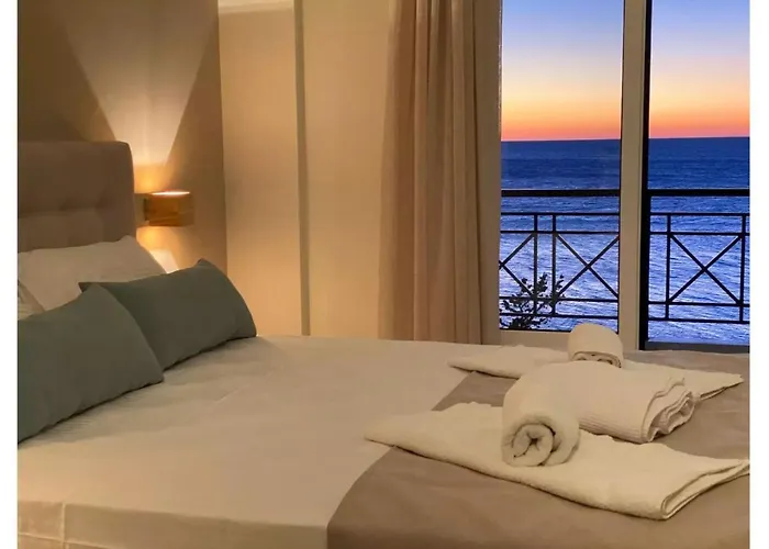 Sunset Premium Studio 11